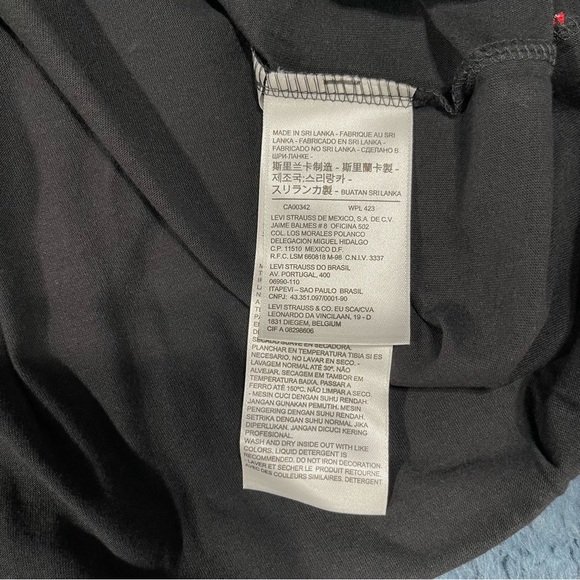 Levi's. Men's Short Sleeve Crew Neck Graphic Logo T-Shirt Black Cotton - Picture 6 of 8